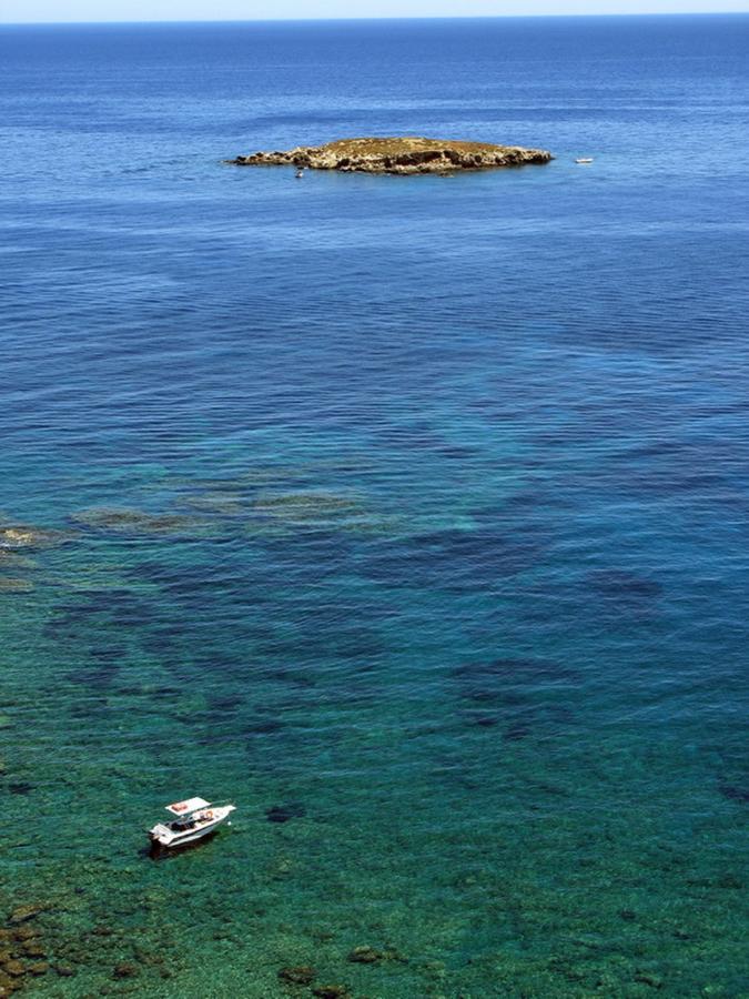 Coral Bay Sunbeam Villa Dış mekan fotoğraf